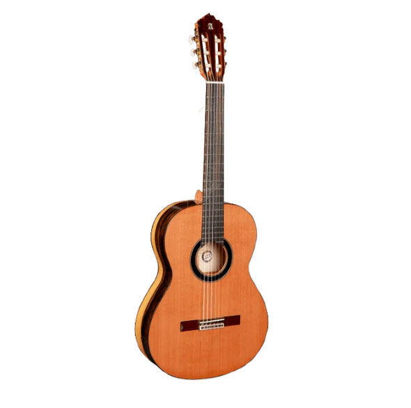 GUITCLAALH114_b.jpg