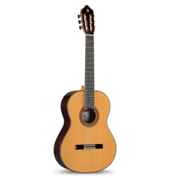GUITCLAALH026_b.jpg