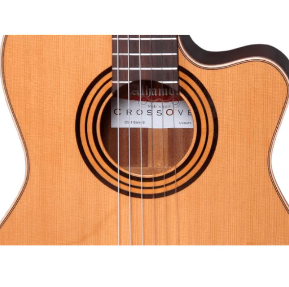 GUITCLAALH102_d.jpg